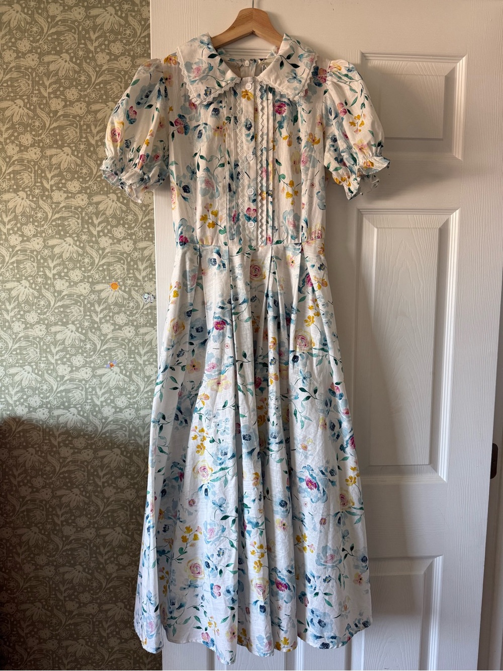 Ivy City Co Sophia Dress in Blue Bouquet, Size 0 (XS) NWT
